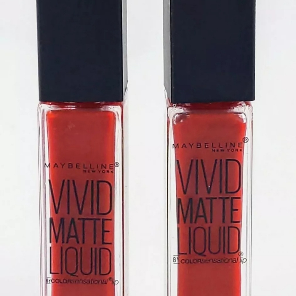 2 x Maybelline Vivid Matte Lipstick